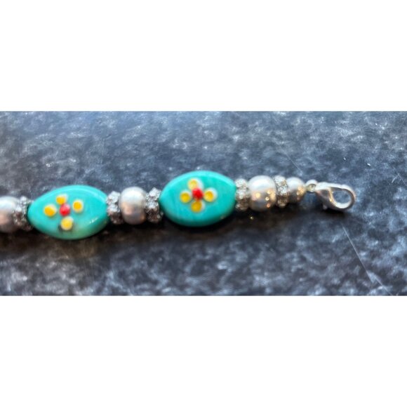 Vtg 1970's Children's Hand Painted Glass Beaded Floral Oval Beads Bracelet - Picture 4 of 7